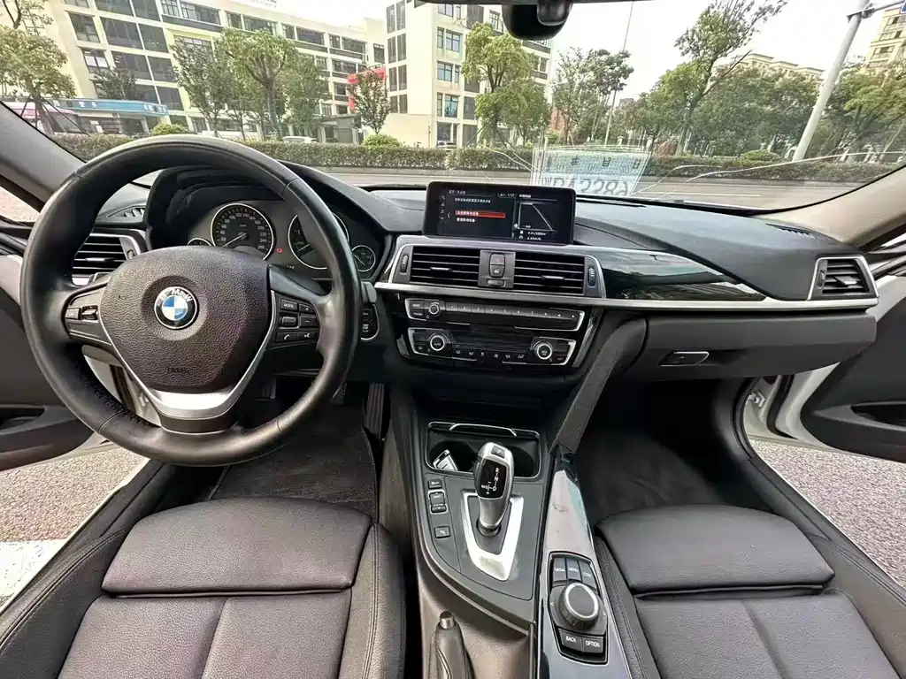 BMW 3 Series 2017