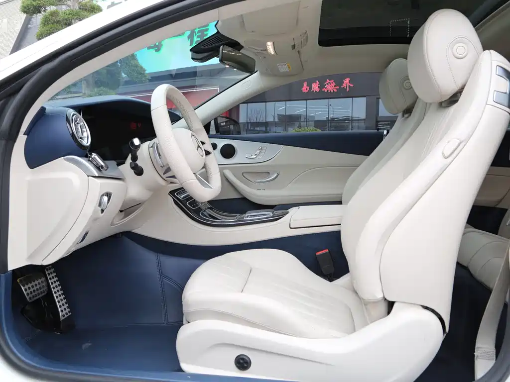 Mercedes-Benz E-Class 2021 — фото 15