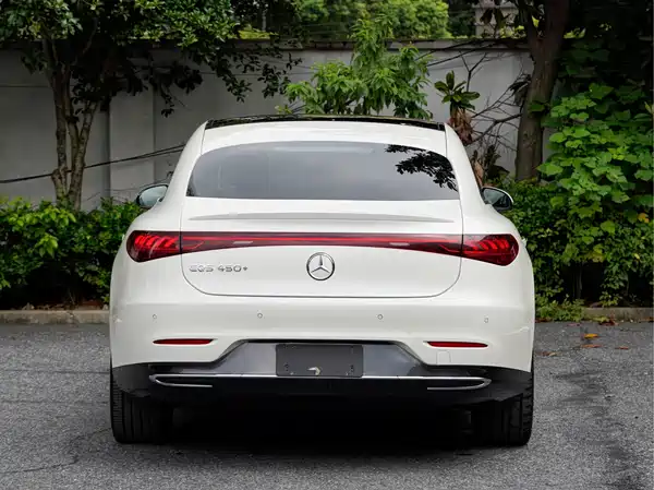 Mercedes-Benz EQS 2023