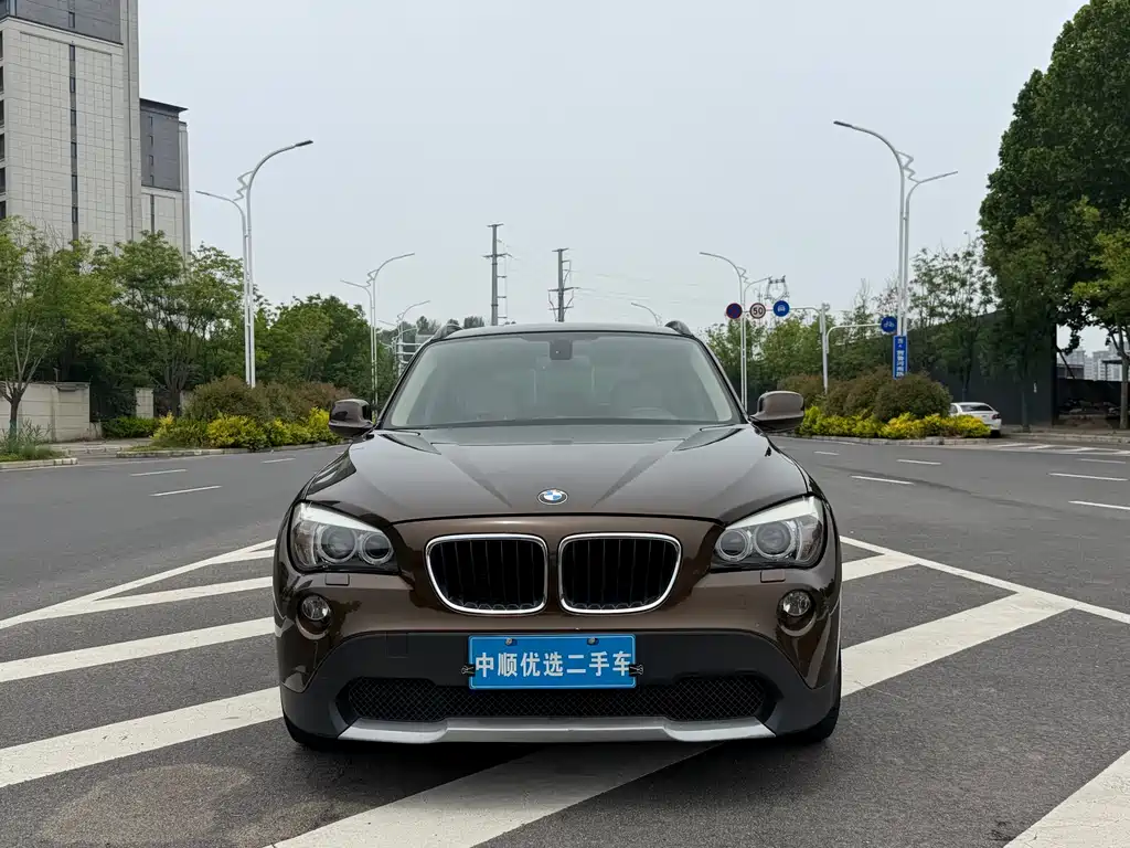 BMW X1 2010 — фото 2