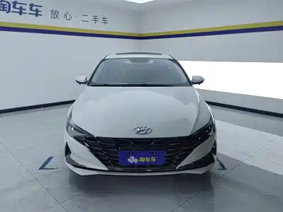 Hyundai Elantra 2023