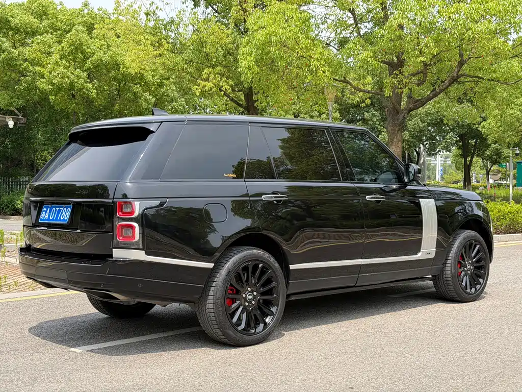 Land Rover Range Rover 2018 — фото 23