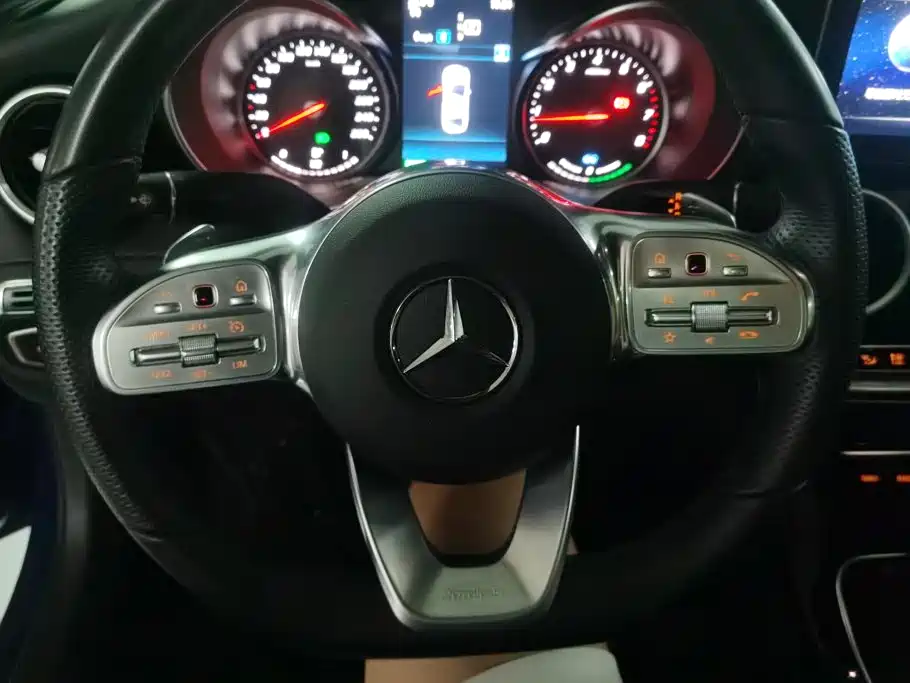 Mercedes-Benz C-Class 2019 — фото 15