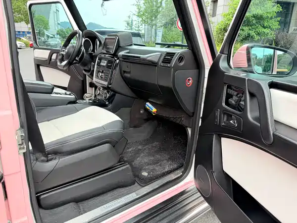 Mercedes-Benz G-Class 2015