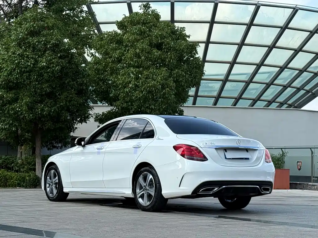 Mercedes-Benz C-Class 2020 — фото 9