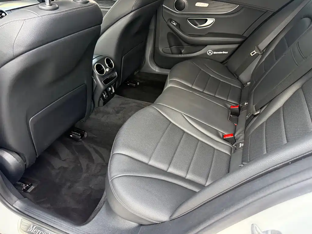 Mercedes-Benz C-Class 2020 — фото 32