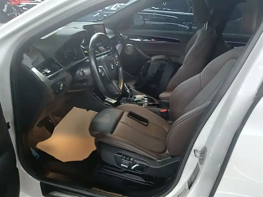 BMW X2 2021 — фото 15