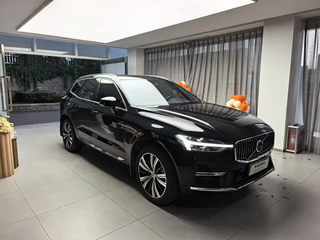 Volvo XC60 PHEV 2021 — фото 3