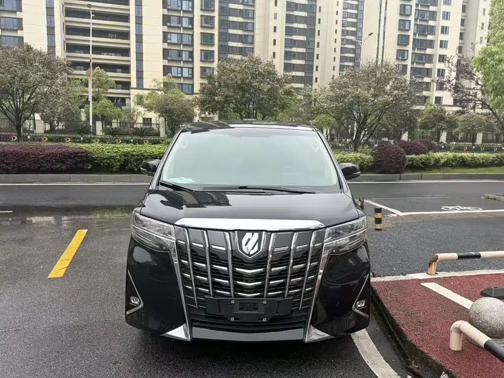 Toyota Alphard 2018 — фото 2
