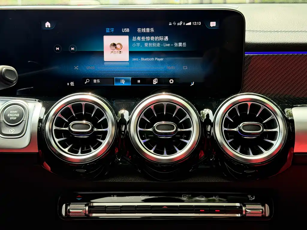 Mercedes-Benz GLB AMG 2023 — фото 12