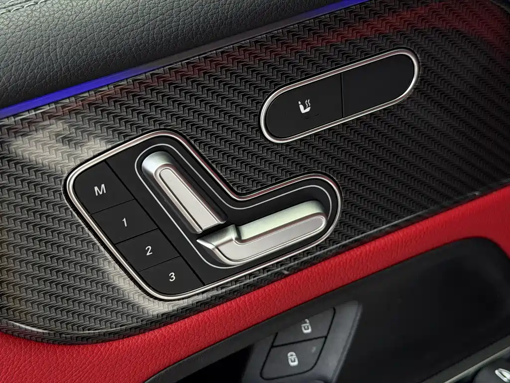 Mercedes-Benz GLB AMG 2023 — фото 10