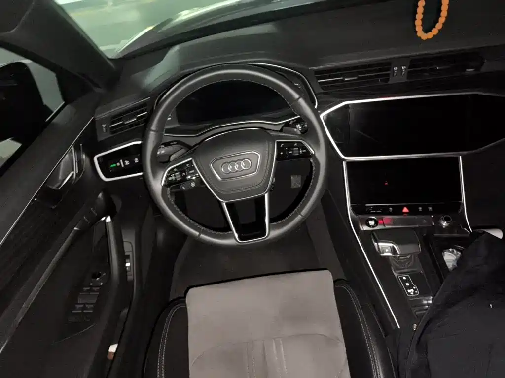 Audi A6L 2024