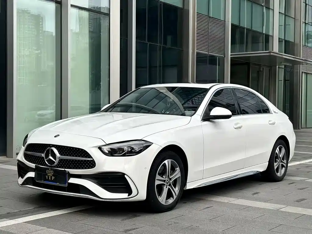Mercedes-Benz C-Class 2022