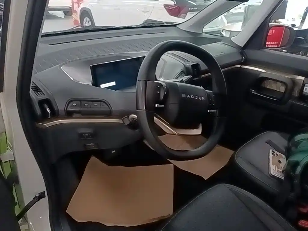 Baojun Kiwi EV 2022 — фото 10