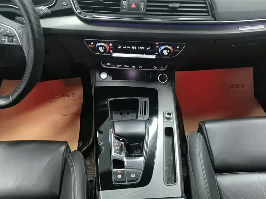 Audi Q5L 2022 — фото 16