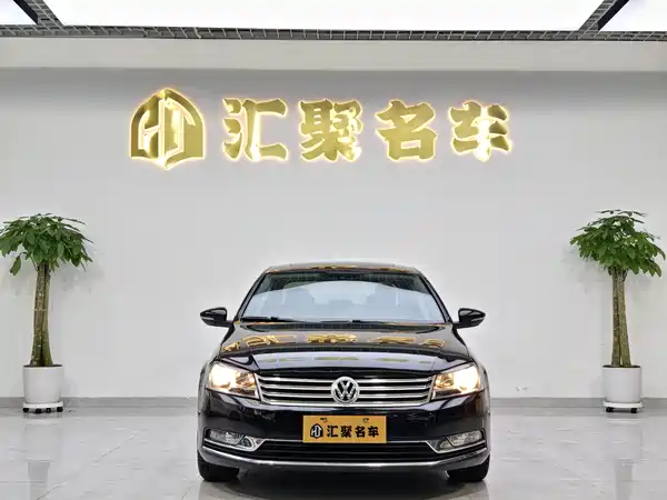 Volkswagen Magotan 2015