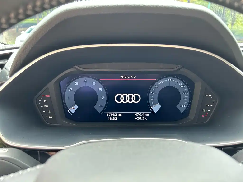 Audi Q3 2022 — фото 9