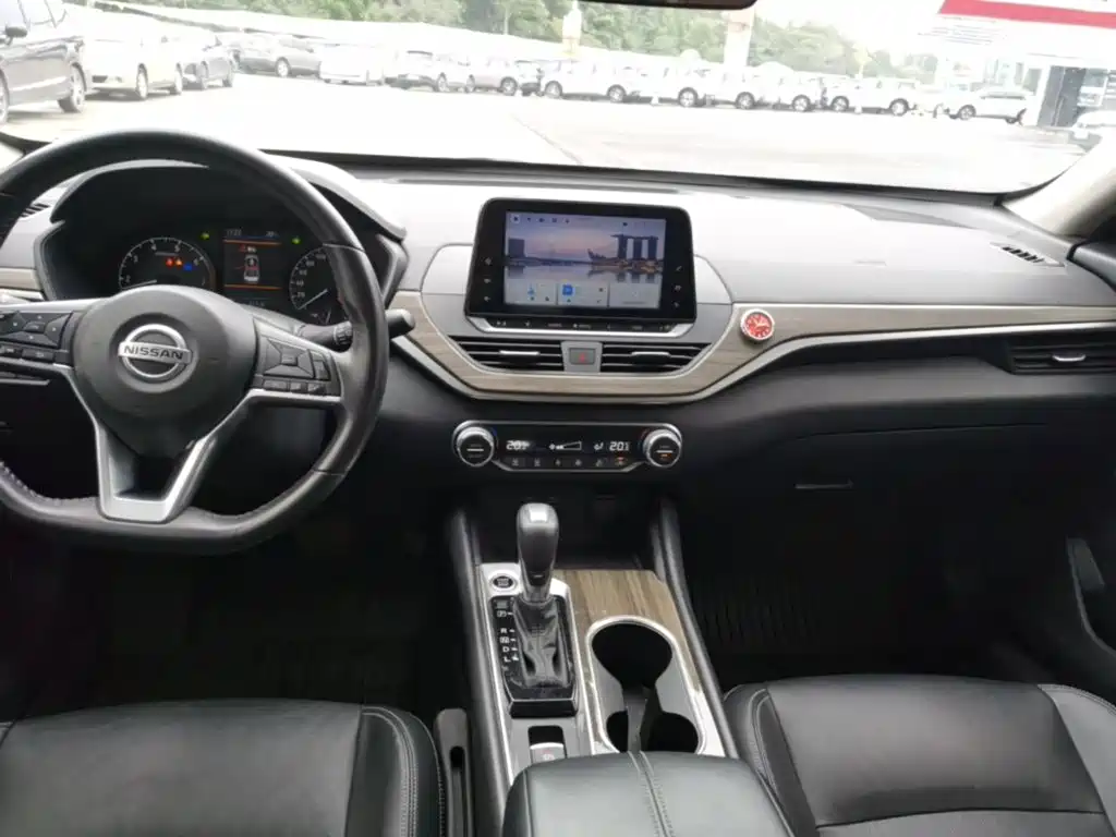 Nissan Teana 2022 — фото 10