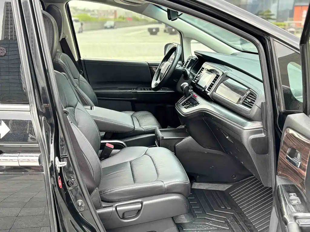 Honda Elysion 2018 — фото 17