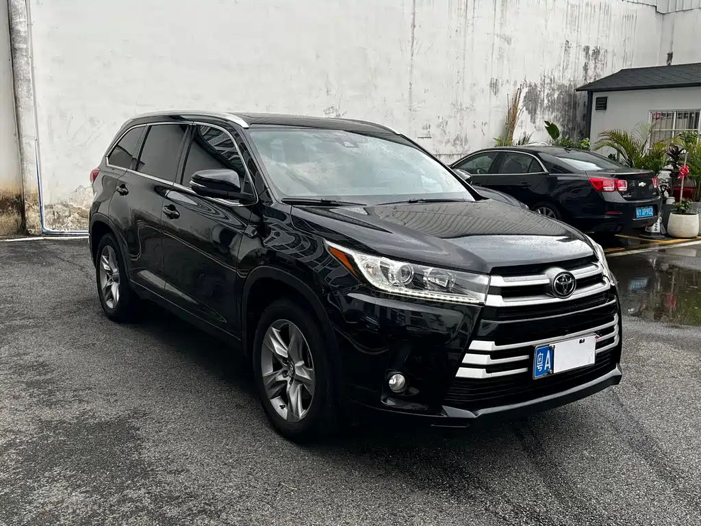 Toyota Highlander 2020 — фото 3