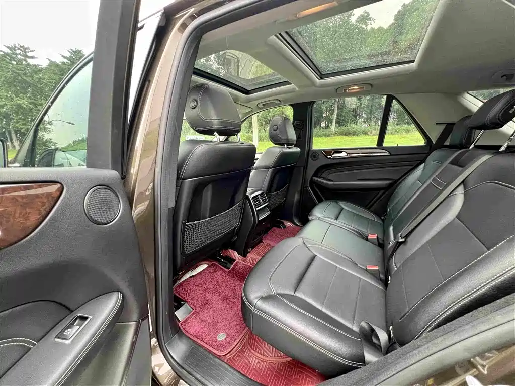 Mercedes-Benz M-Class 2014 — фото 11