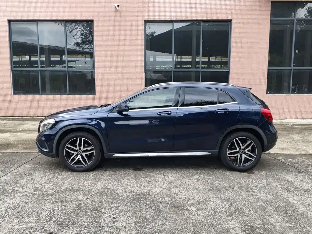 Mercedes-Benz GLA 2017 — фото 14