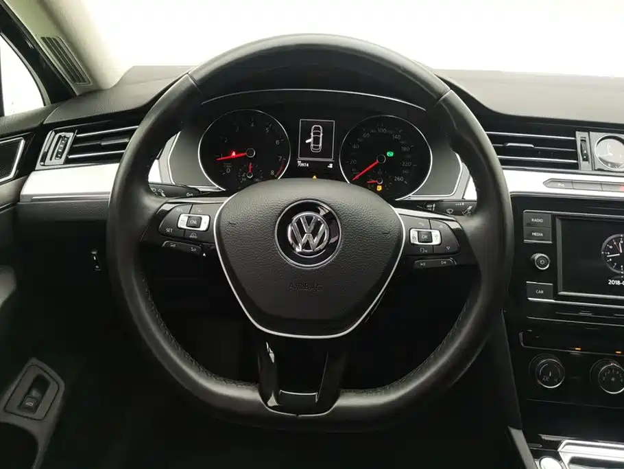 Volkswagen Magotan 2018 — фото 15