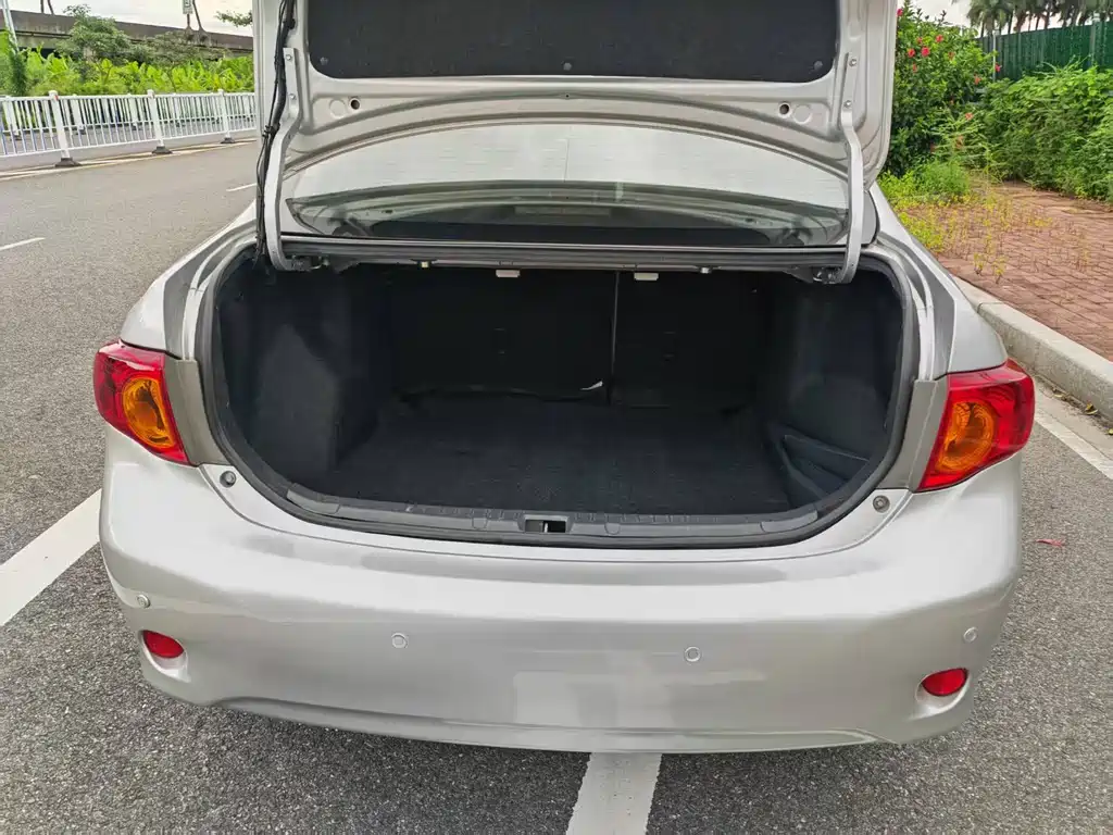 Toyota Corolla 2008 — фото 14