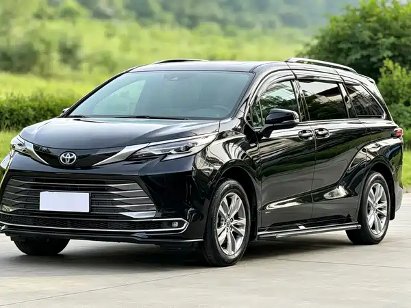 Toyota Sienna 2022