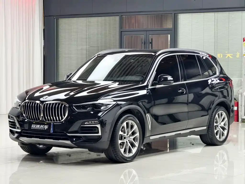 BMW X5 2020 — фото 1