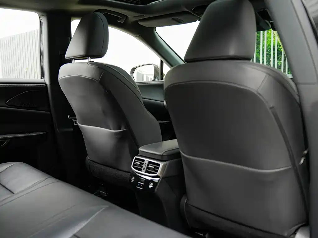 Lexus RX 2025 — фото 14