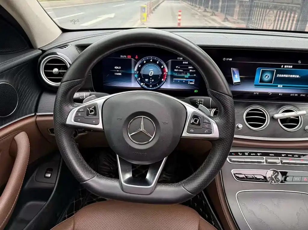 Mercedes-Benz E-Class 2018 — фото 8