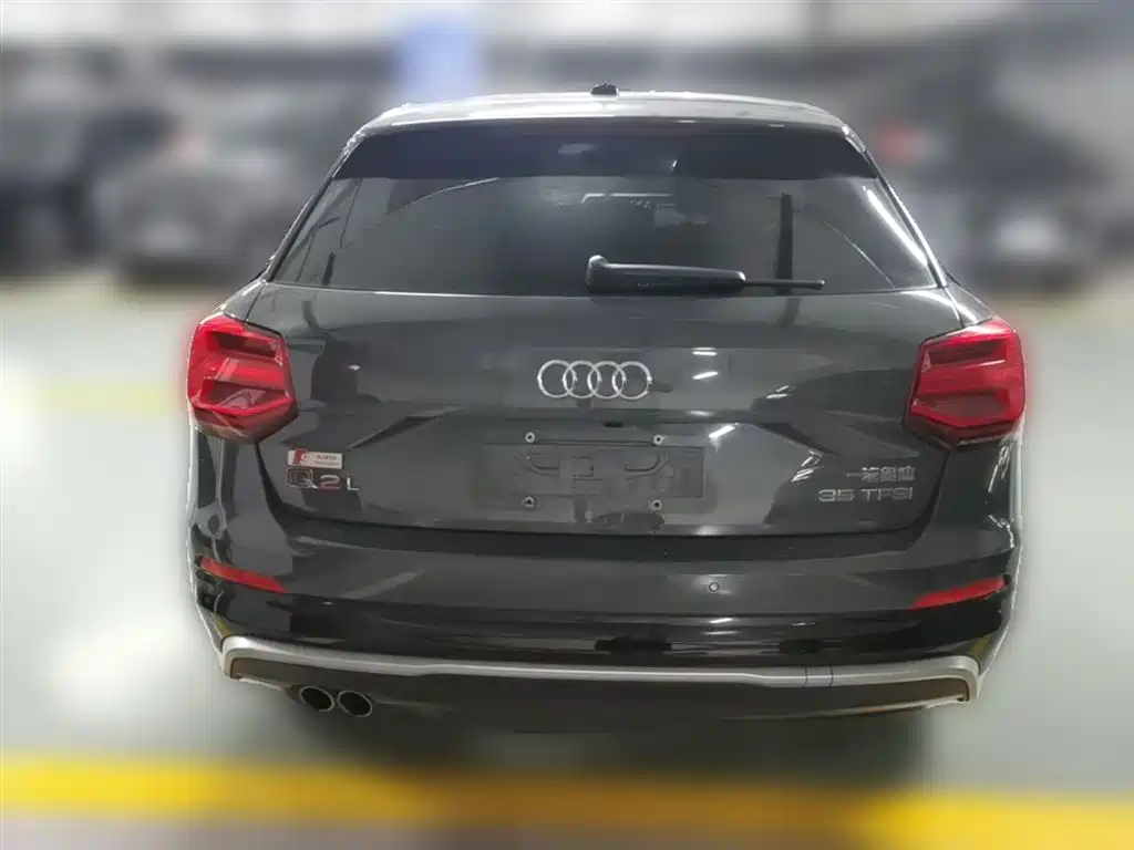 Audi Q2L 2019 — фото 10