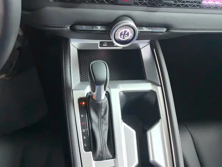 Honda Accord 2024 — фото 16
