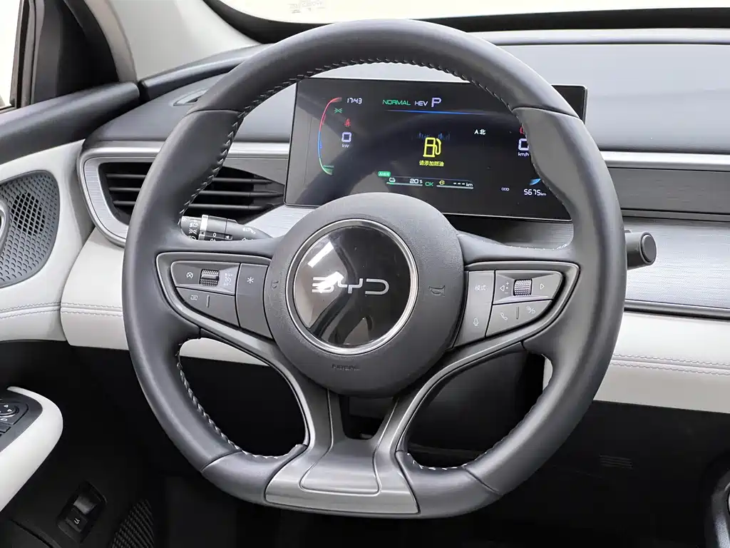 BYD Seal 05 DM-i 2025 — фото 26