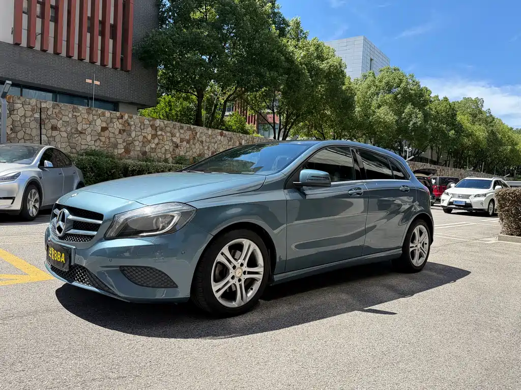 Mercedes-Benz A-Class 2015