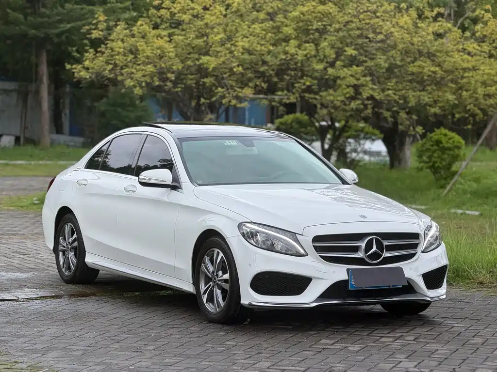 Mercedes-Benz C-Class 2017