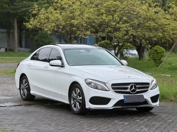 Mercedes-Benz C-Class 2017