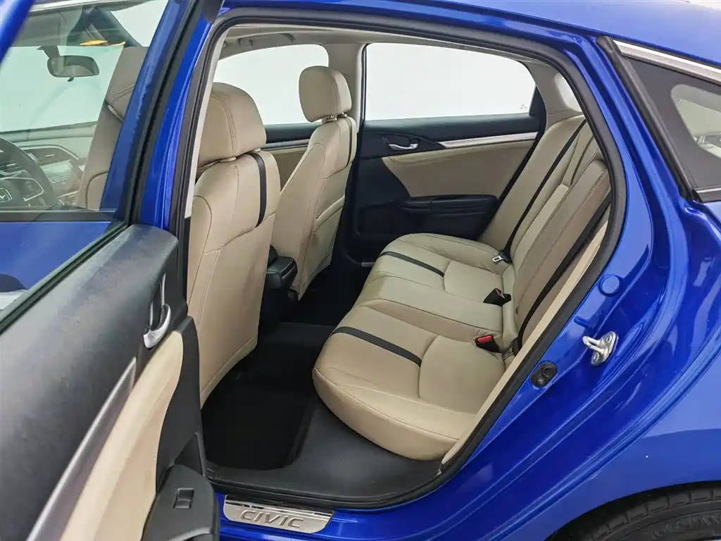 Honda Civic 2016 — фото 15