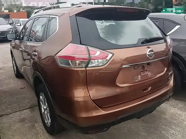 Nissan X-Trail 2014