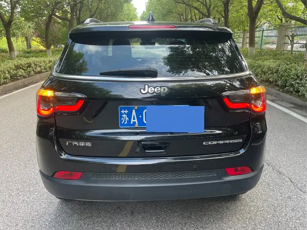 Jeep Compass 2021 — фото 17