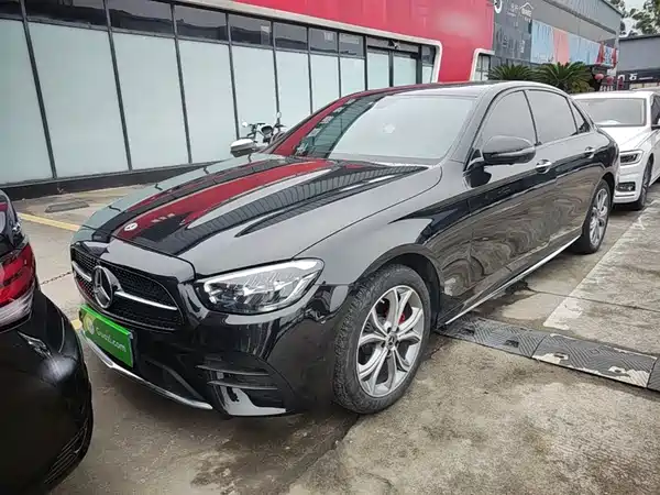Mercedes-Benz E-Class 2023