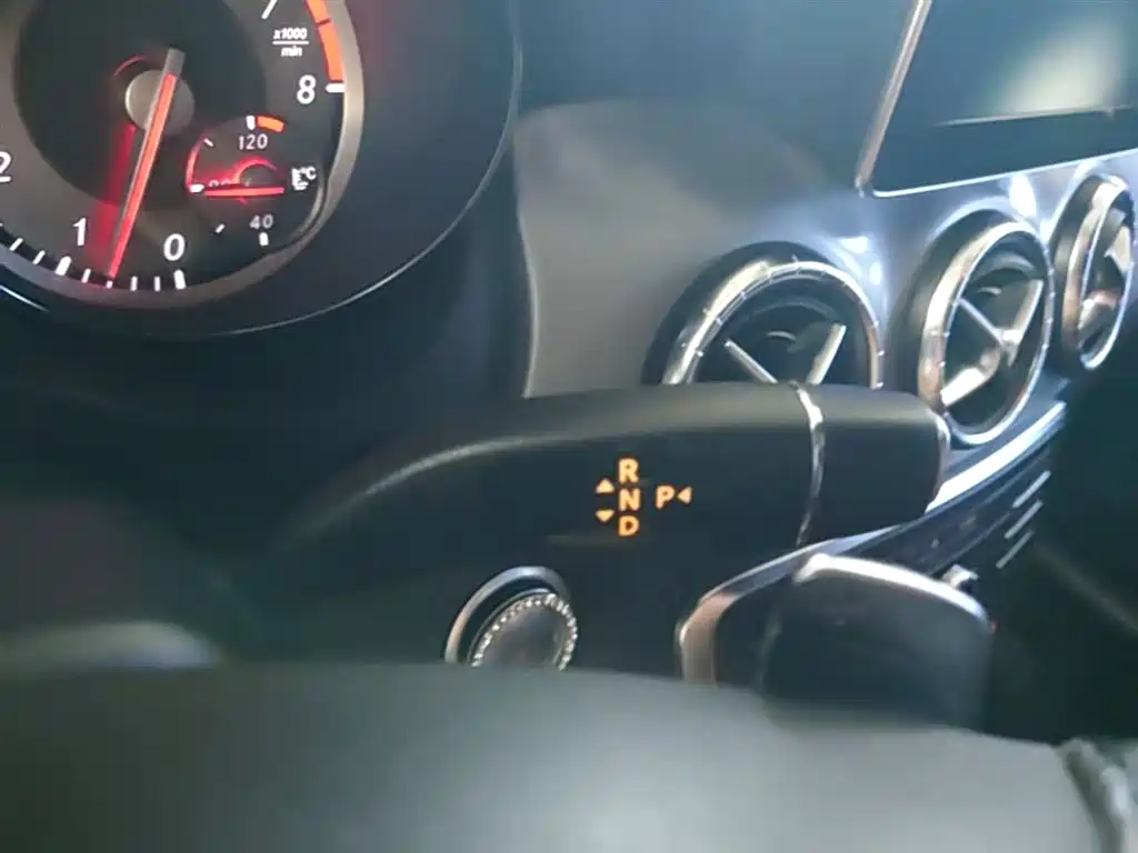 Mercedes-Benz CLA 2015 — фото 14