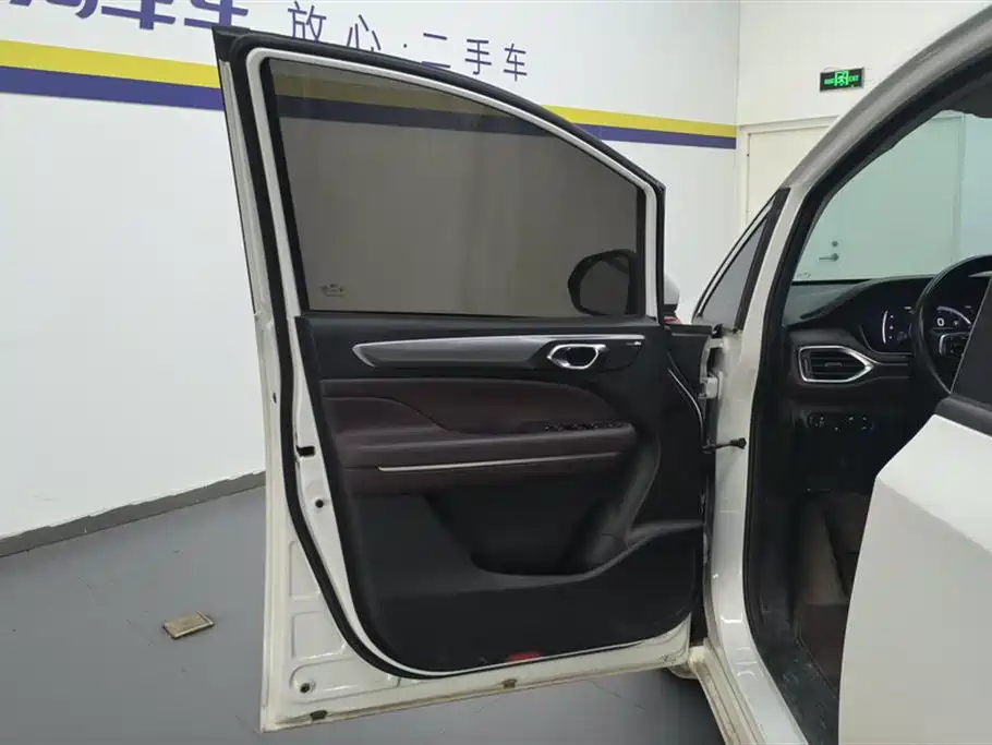 GAC Motor Trumpchi M6 2023