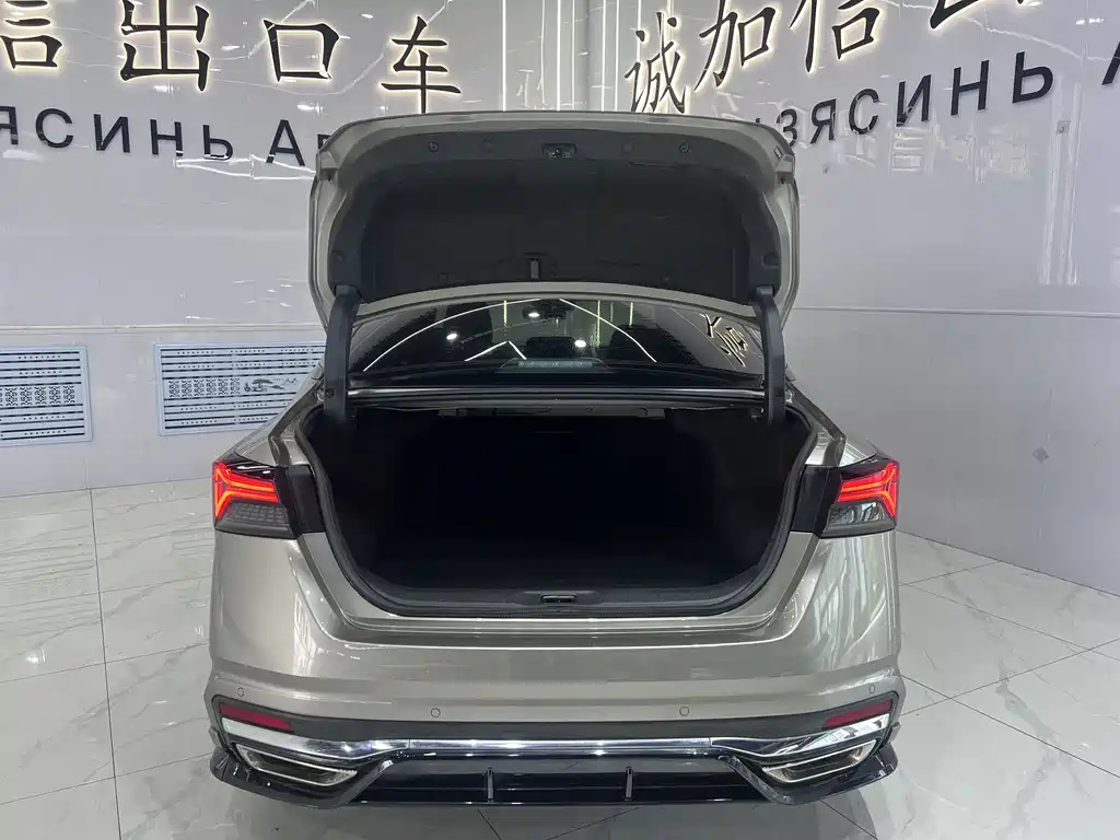 Nissan Teana 2022 — фото 16