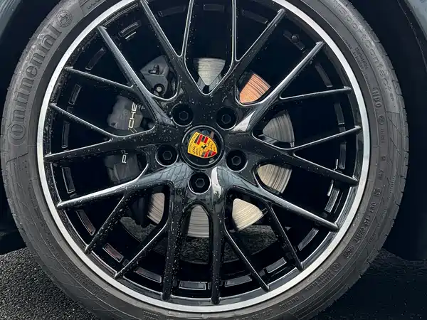 Porsche Panamera 2023