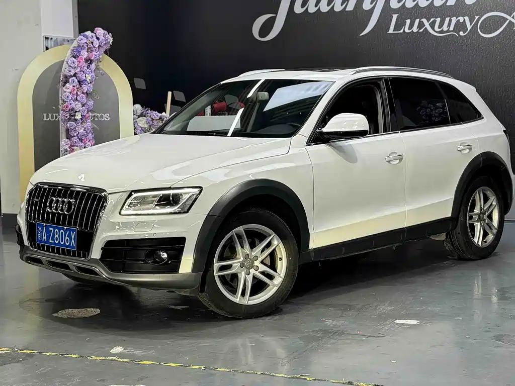 Audi Q5 2018 — фото 1