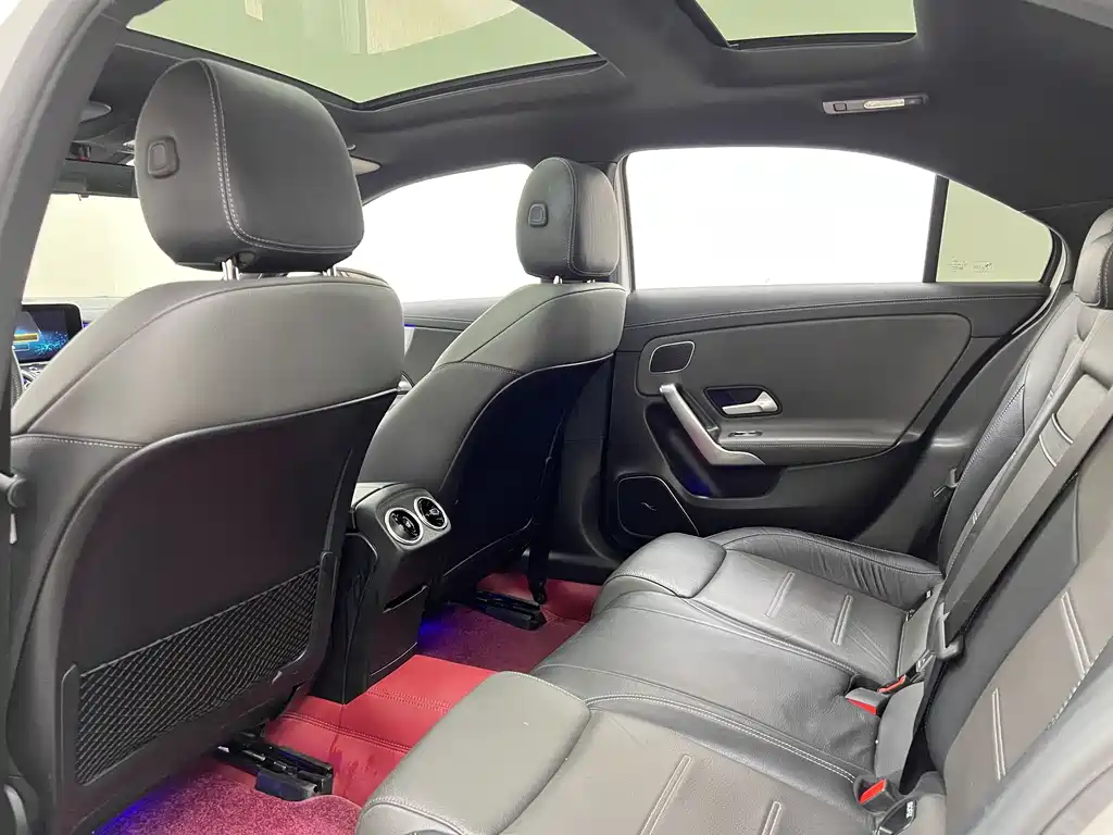 Mercedes-Benz A-Class AMG 2020 — фото 16
