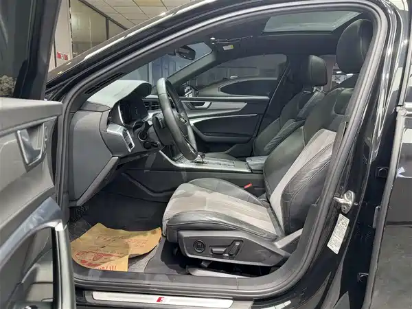 Audi A6L 2021