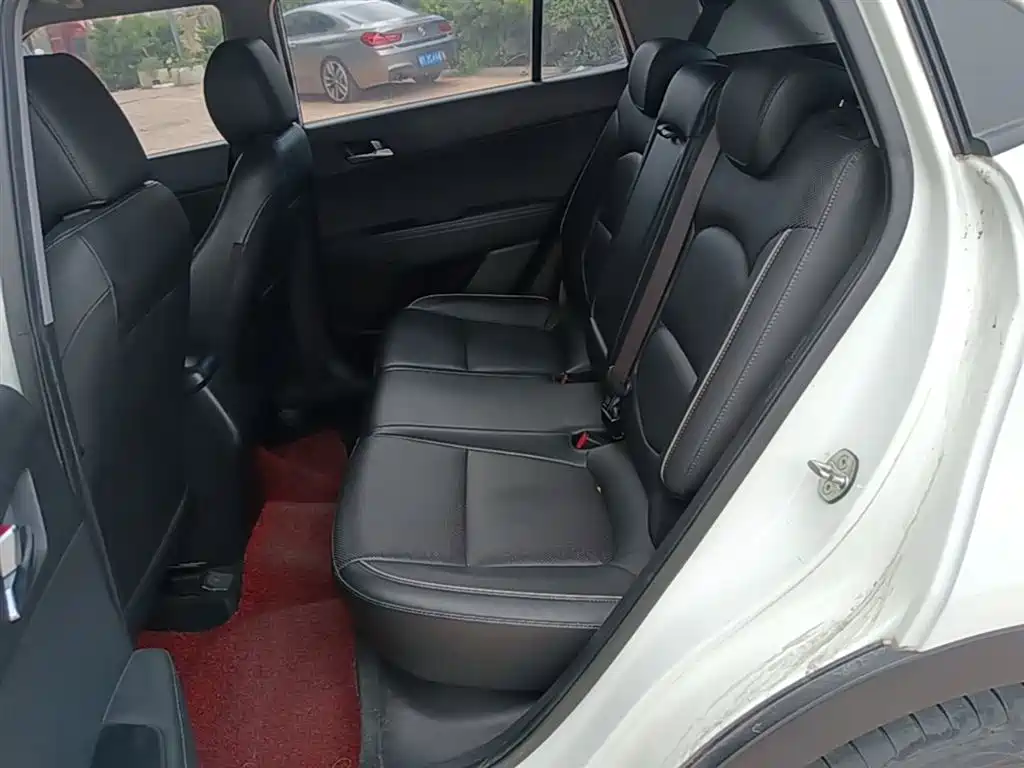 Hyundai ix25 2015 — фото 17